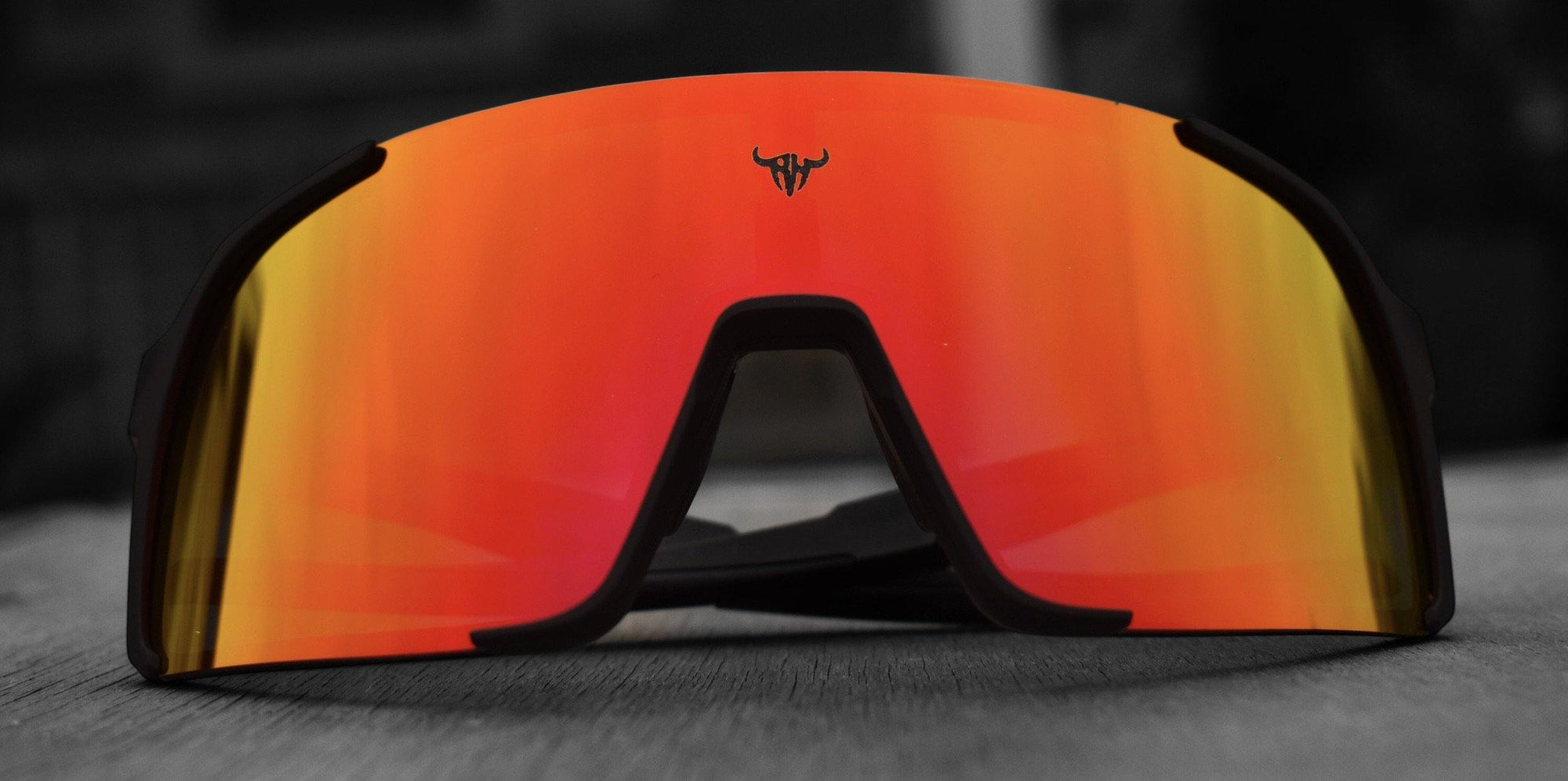 Torch-Glasses-RoughHand